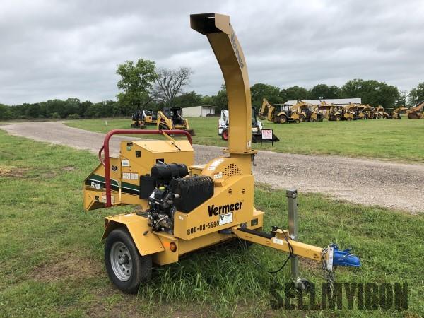 2015 Vermeer BC700XL S/A Tow Behind Wood Chipper [YARD 1]