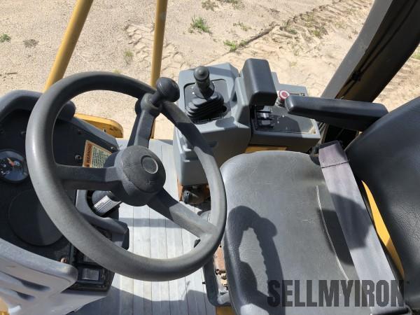 2006 Caterpillar CS563E Vibratory Compactor [YARD 1]