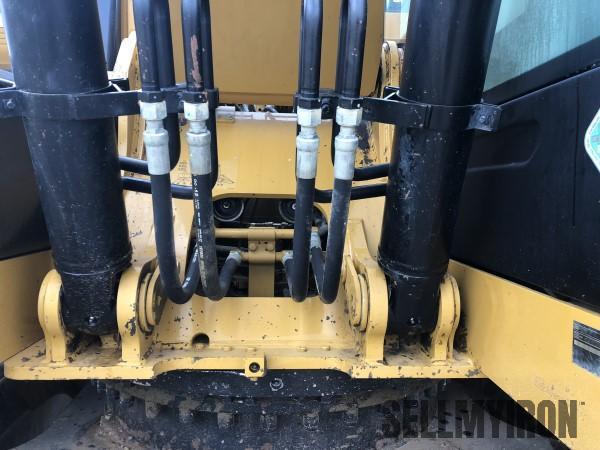 2013 Caterpillar 320EL Hydraulic Excavator [YARD 1]