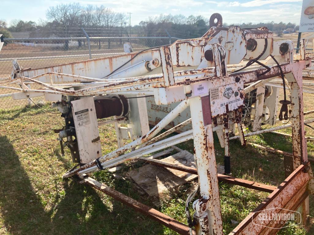 SMEAL 5 Ton Hyd Water Well Pump Hoist Pulling Unit [YARD 4]