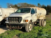 2000 Ford F750 XL Super Duty 4x2 Water Truck [YARD 2]