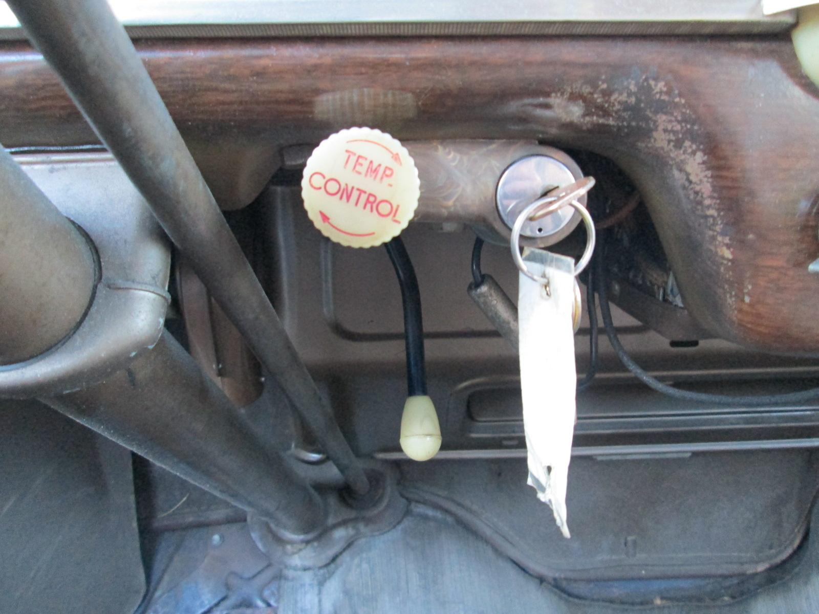 1948 Nash Ambassador, Super 4-Door Sedan