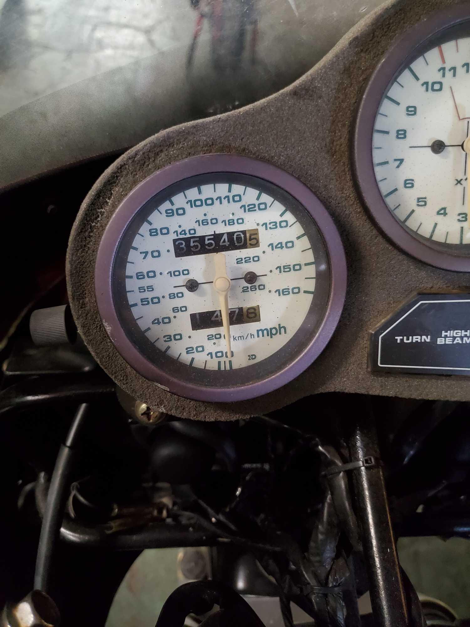 1986 Suzuki GSXR750 Hypersports