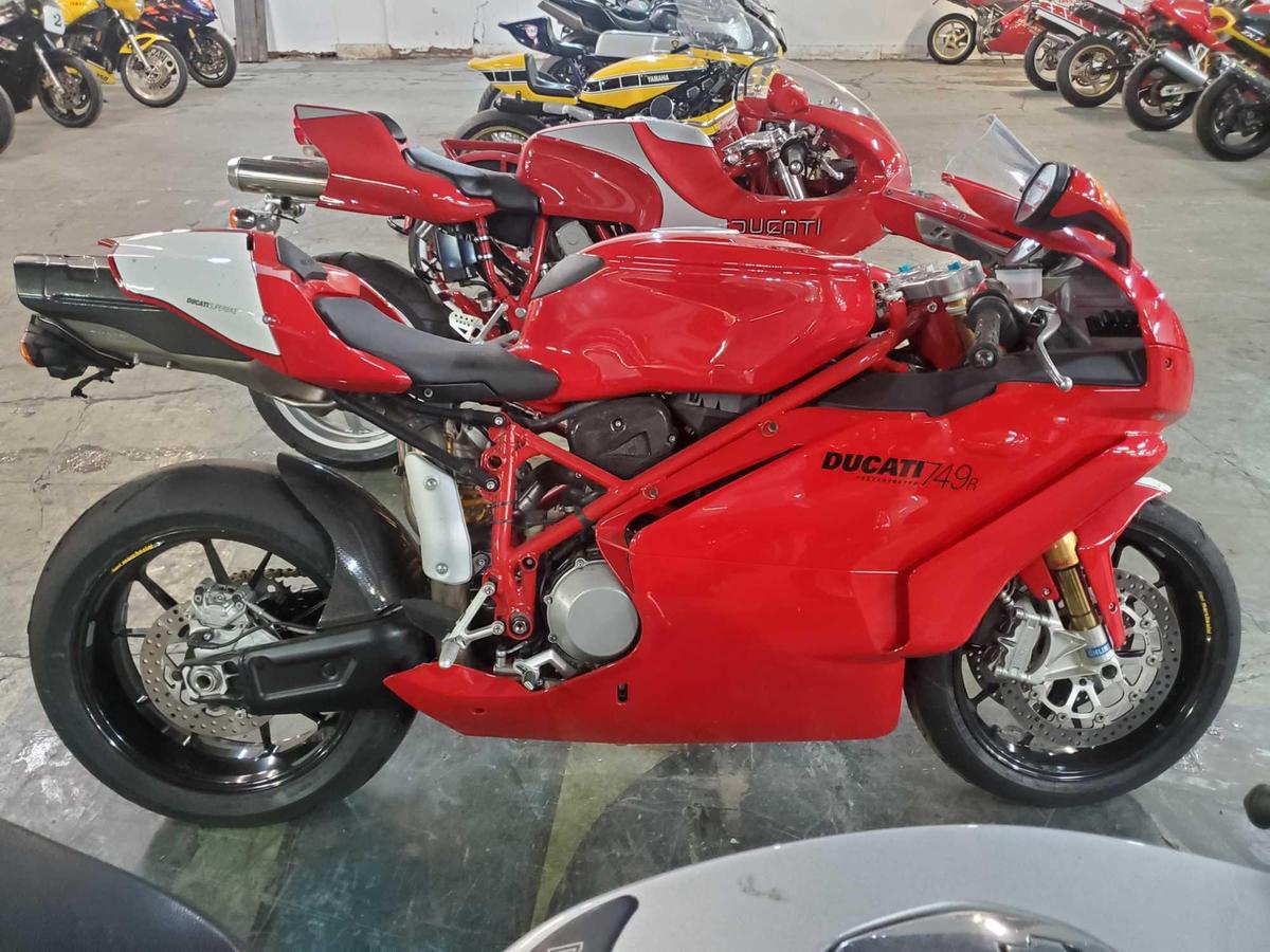 2005 Ducati 749R