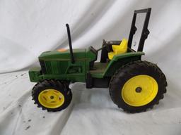 JD 6200, 1/12 scale with box