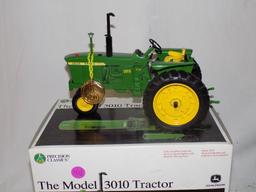 JD 3010 tractor, Precision Series,1/16 scale, with box