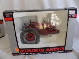 Farmall 450, 1/16 scale, with box