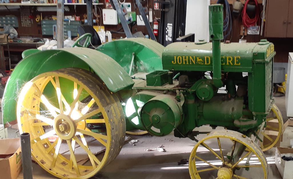 John Deere D