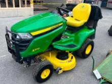 John Deere X370 25 Hrs. 42? Deck, W/Catcher, Like New!