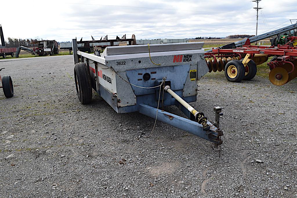 New Idea Manure Spreader