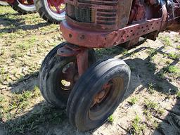 FARMALL M TRACTOR