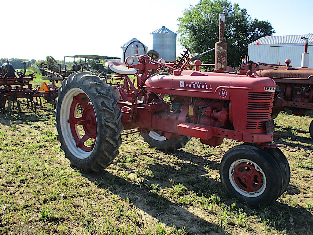 FARMALL H TRACTOR