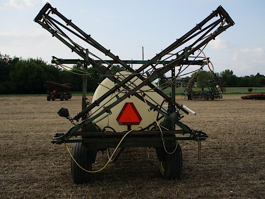 JD 550 500 Gallon Sprayer