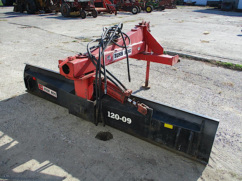 BUSH HOG 120-09 3PT HD 9' HYD. ANGLE BLADE