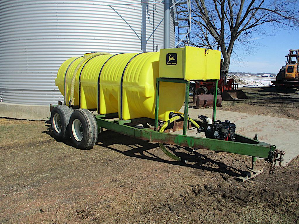 NURSE TANK W/TRAILER AND PUMP