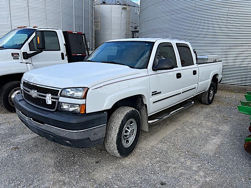 CHEVORLET 2500 PICKUP