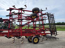 SUNFLOWER FIELD CULTIVATOR