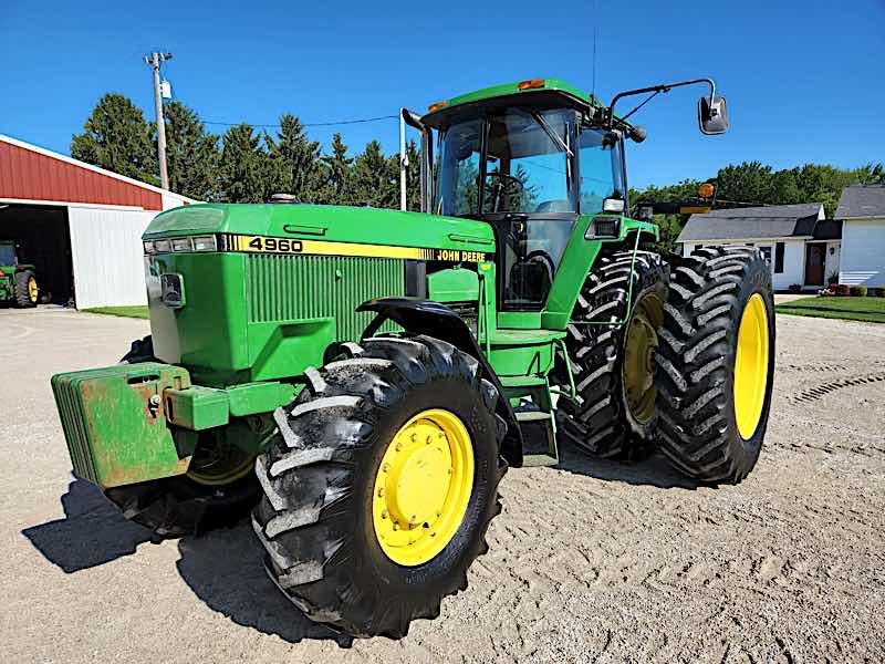 JOHN DEERE 4960 TRACTOR