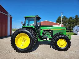 JOHN DEERE 4960 TRACTOR