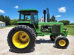 JOHN DEERE 4440 TRACTOR