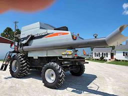 AGCO/GLEANER COMBINE