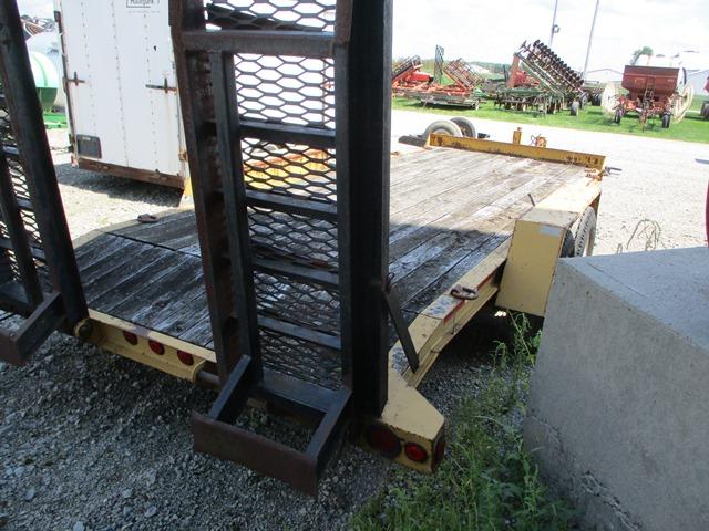 REDI HAUL 18' TRAILER