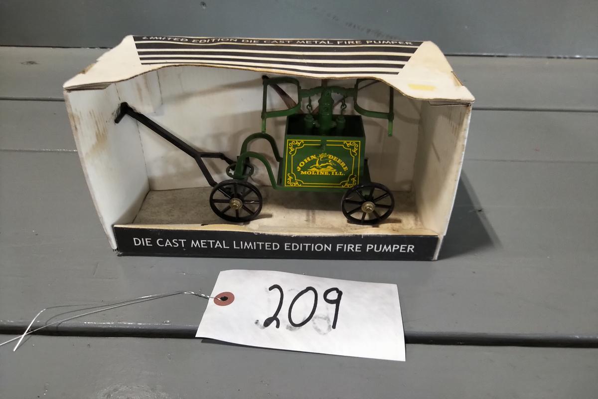1/16 SCALE JOHN DEERE LIMITED EDITION FIRE PUMPER NEW IN BOX