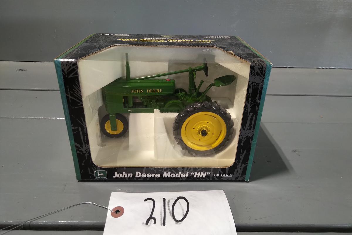 1/16 SCALE JOHN DEERE MODEL HN NEW IN BOX