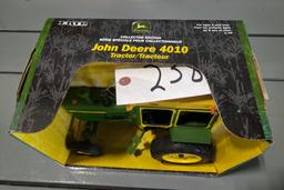 1/16 SCALE ERTL JOHN DEERE 4010 NEW IN BOX