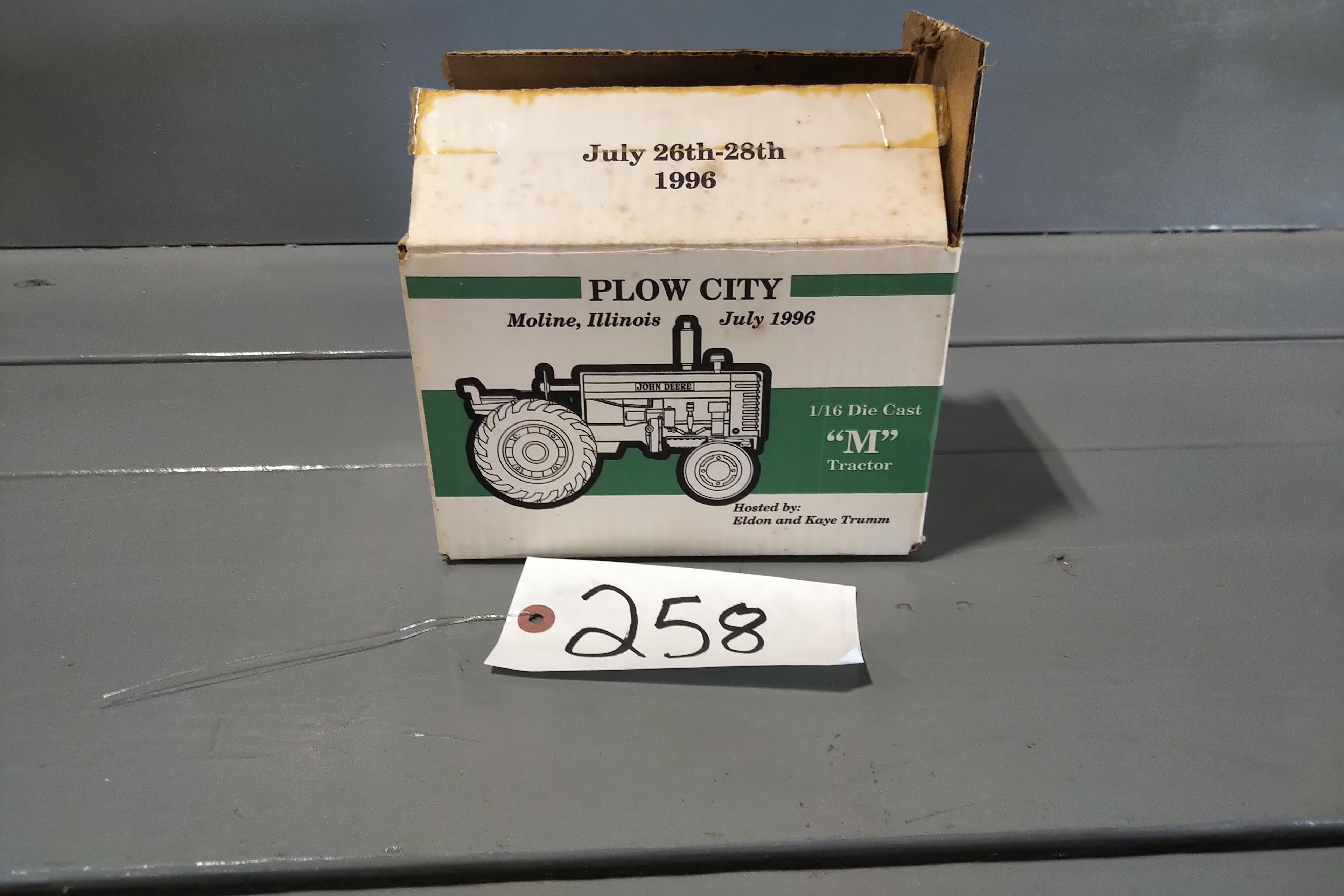 16TH ANNUAL PLOW CITY TOY SHOW 1/16 SCALE JOHN DEERE MODEL "M" NEW IN BOX