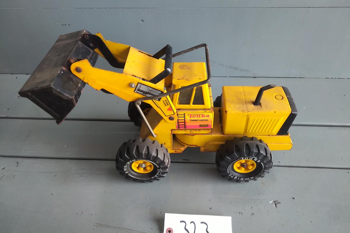 1/16 SCALE TONKA FRONT END LOADER