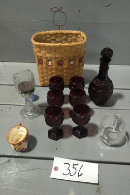 AVON RED CUPS, BASKET