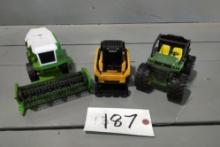 2 - 1/32 SCALE PIECES OF JOHN DEERE EQUIPMENT, 1/32 SCALE PLASTIC GREEN COMBINE