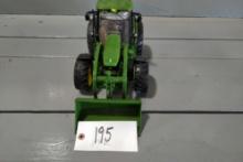 1/16 SCALE PLASTIC ERTL JOHN  DEERE 7330 PREMIUM WITH LOADER