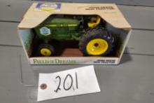 1/24 SCALE ERTL SPECIAL EDITION JOHN DEERE 2640 TRACTOR NEW IN BOX