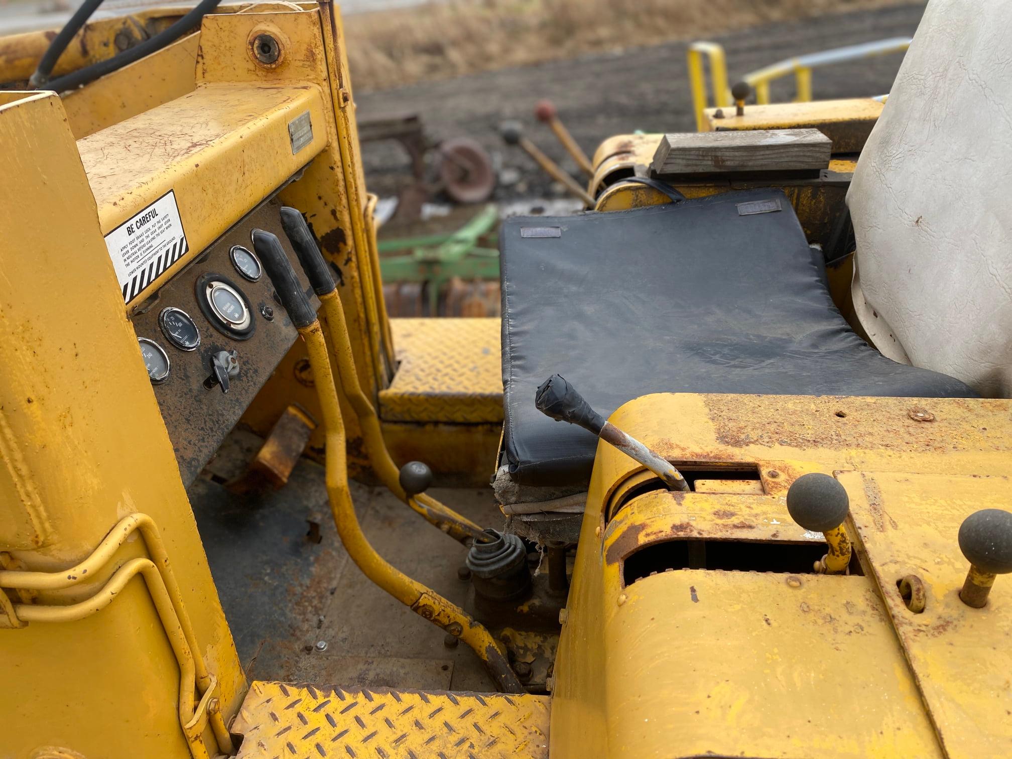 IH 500C CRAWLER LOADER