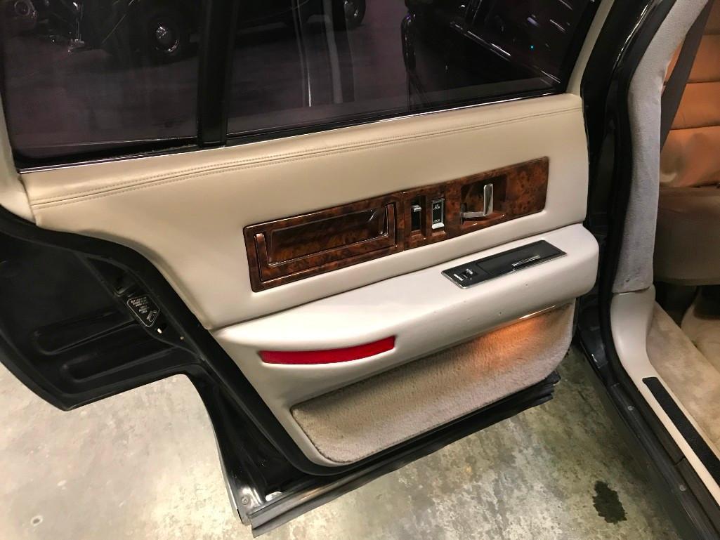 1994 Cadillac Fleetwood Limousine