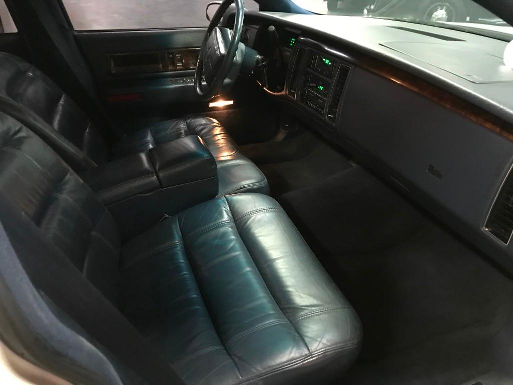 1993 Cadillac Fleetwood Limousine