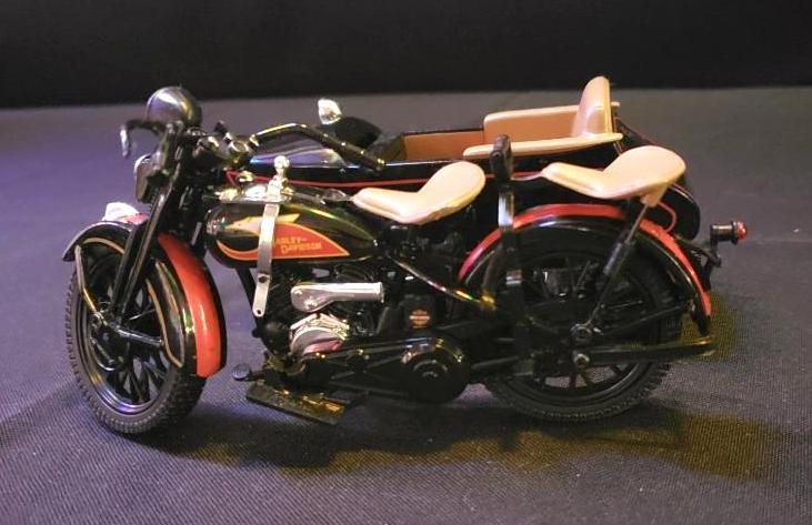 Harley Davidson 1933 Collectible Motorcycle/Side Car Bank