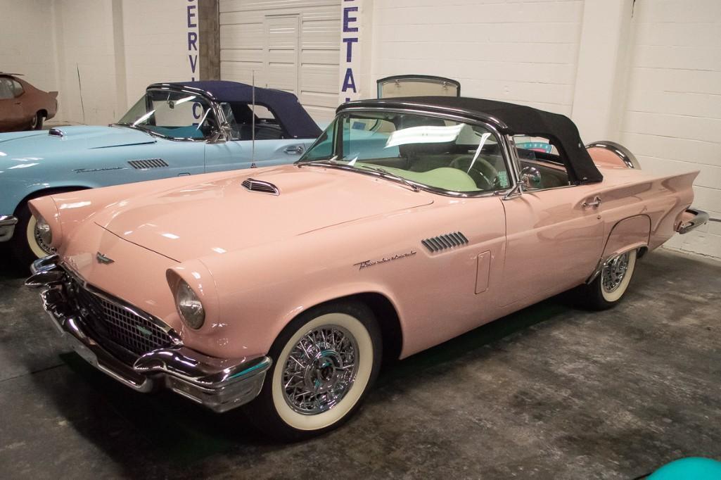 1957 Ford Thunderbird