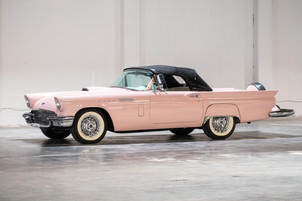 1957 Ford Thunderbird