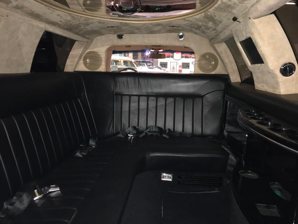 1998 Lincoln Town Car Executive Limo