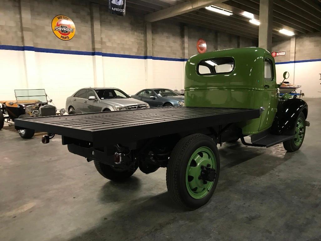 1939 GMC AC302 1.5 TON FLAT BED FARM TRUCK