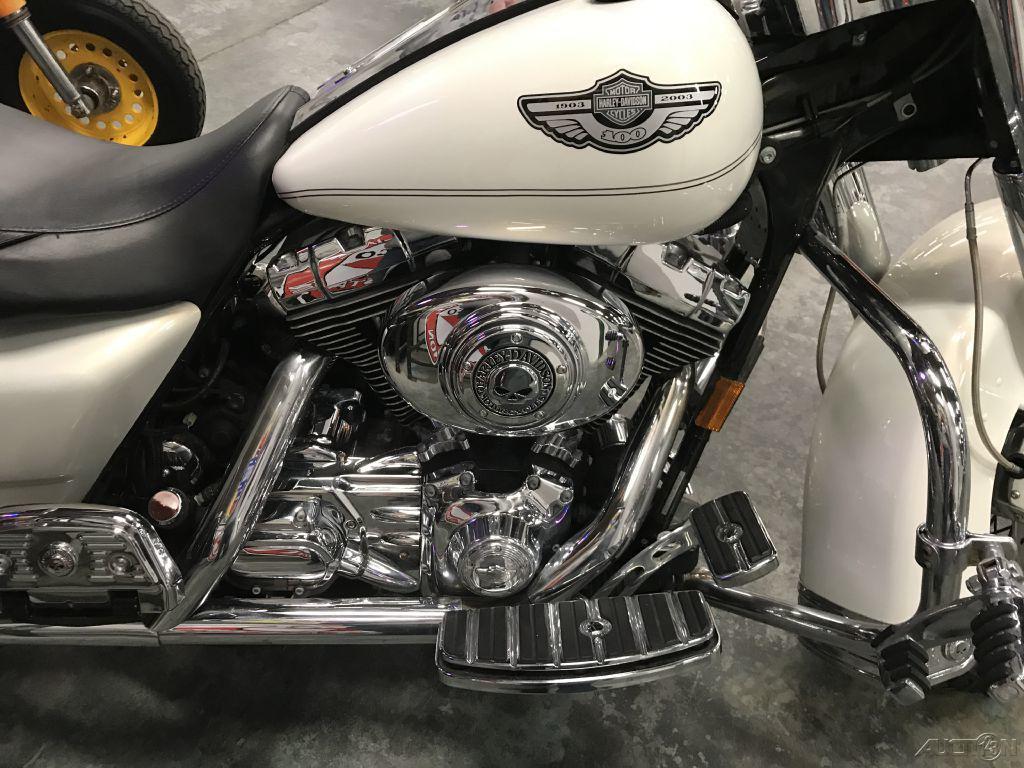 2003 Harley Davidson Road King Classic