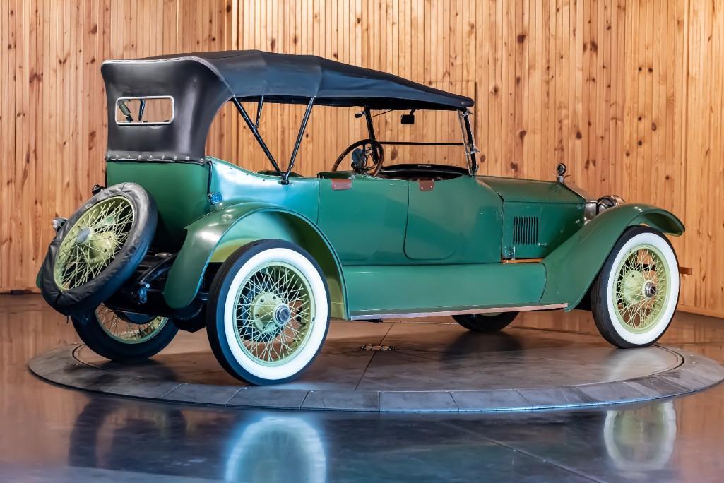 1917 Roamer Model 6-54 Sport Touring