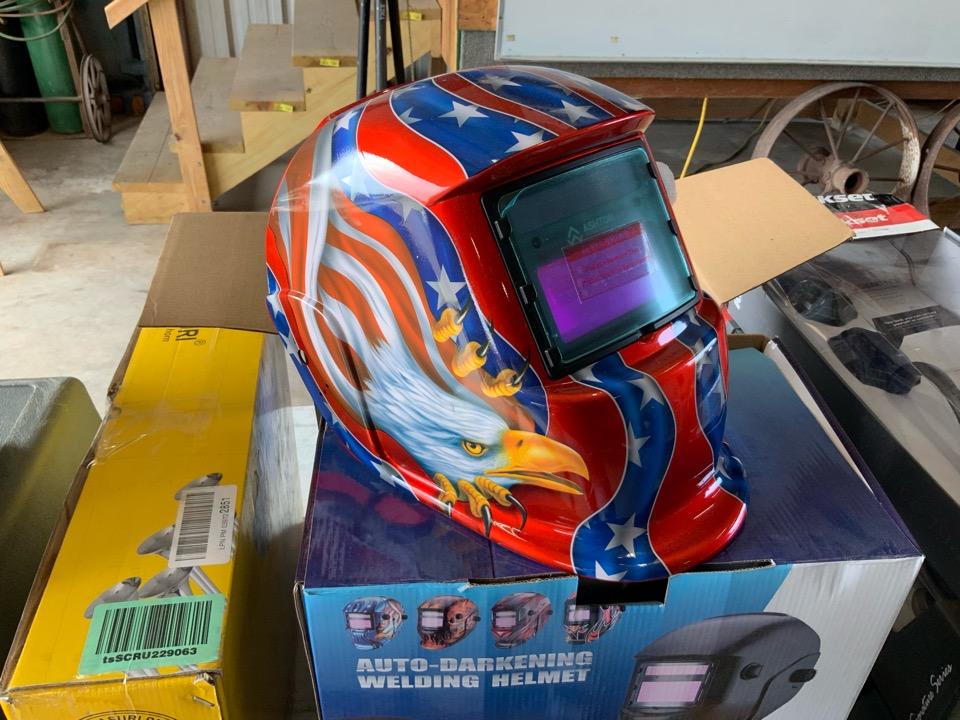 Auto Darkening Welding helmet New