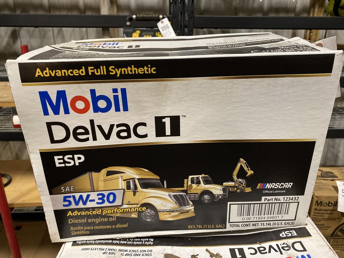 New Case mobil Delvac Full synthetic oil