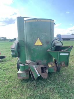 JD 700 Mixer