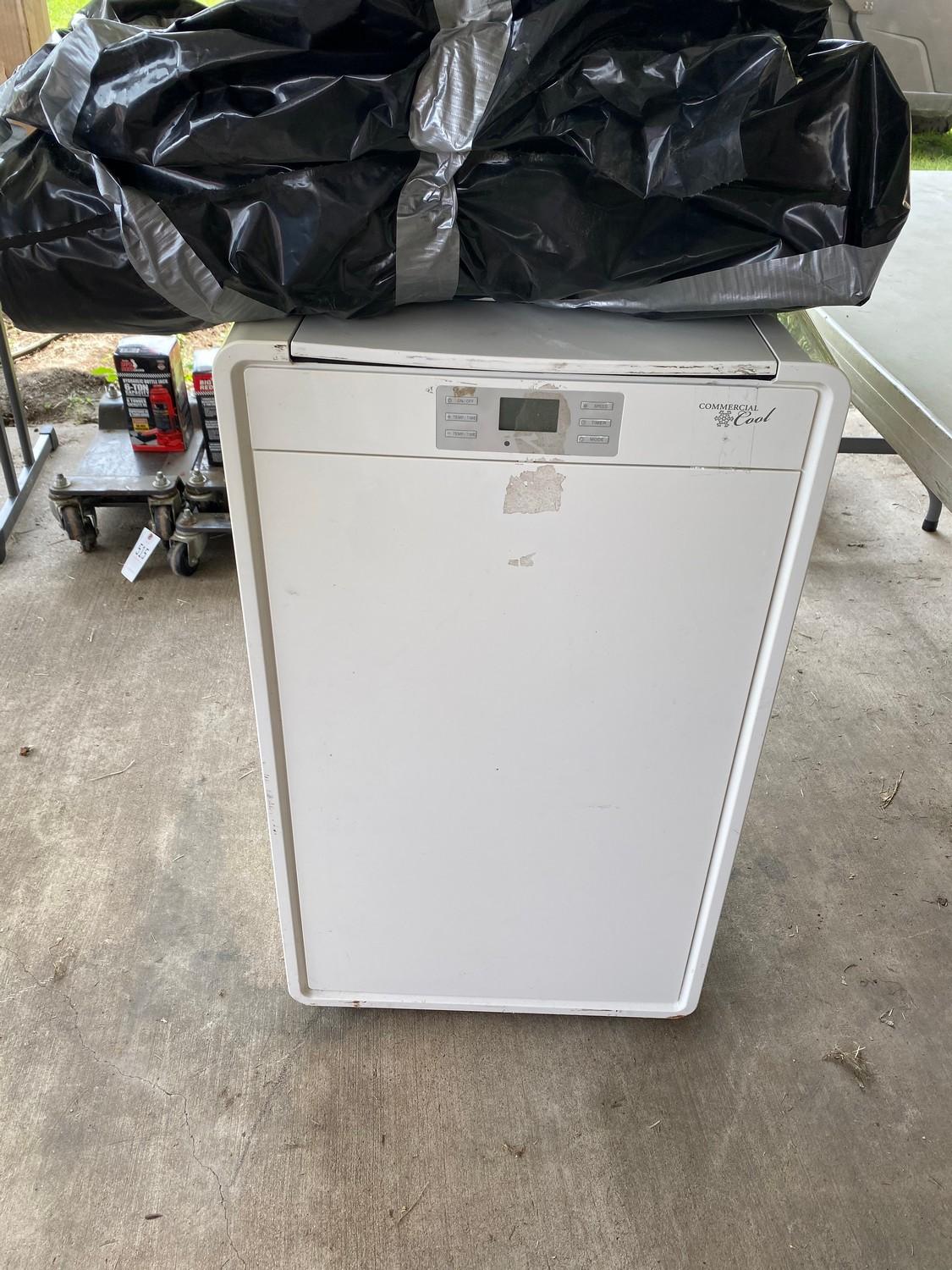 COMMERCIAL COOL INDOOR/OUTDOOR AC UNIT