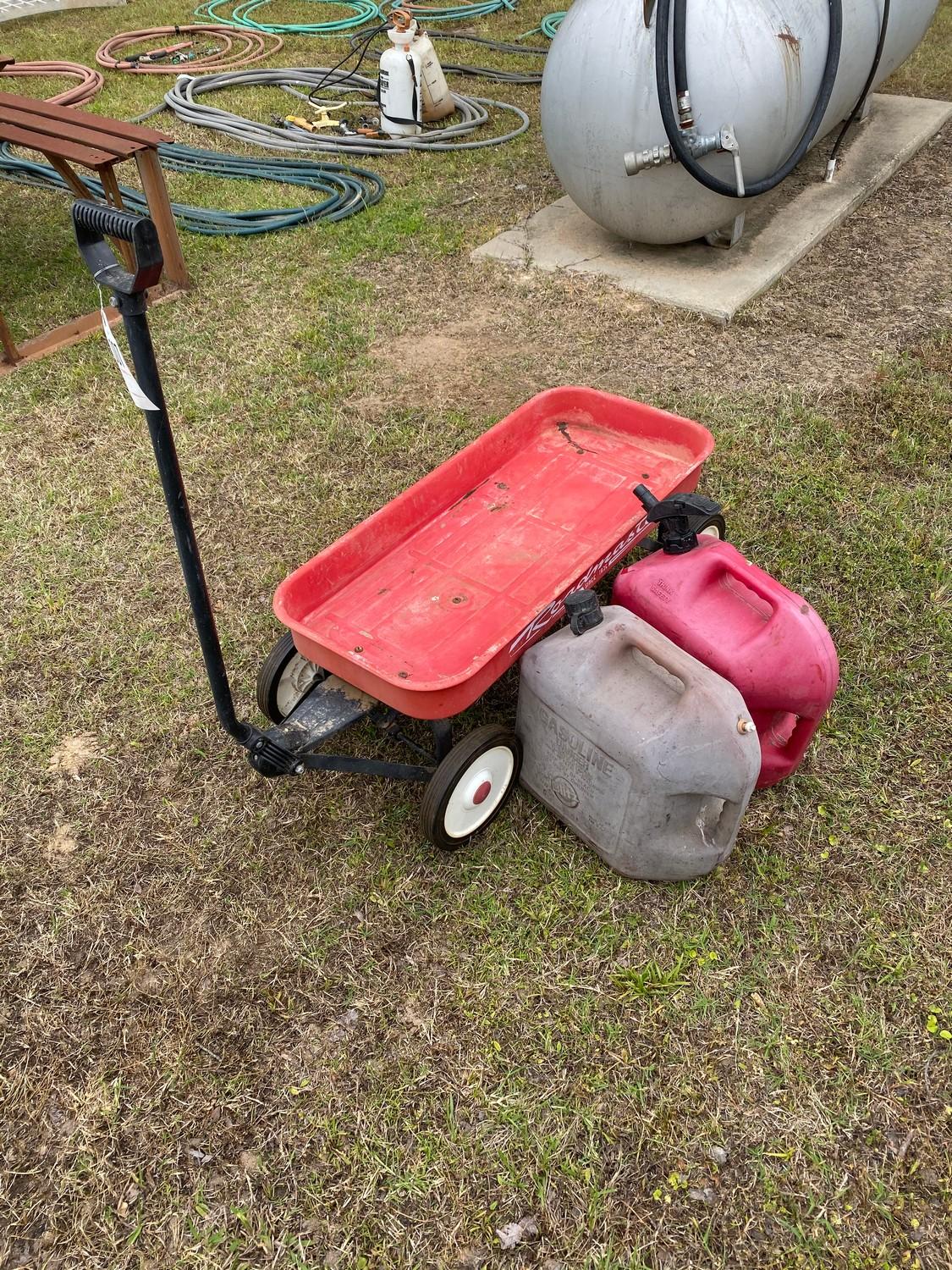 Road Master Wagon & 2 Gas Cans